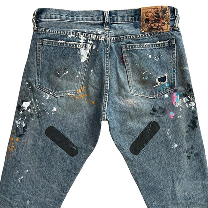 RNA Distressed Jeans